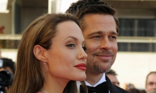 Брэд Питт и Анджелина Джоли снова поиграли в мужа и жену